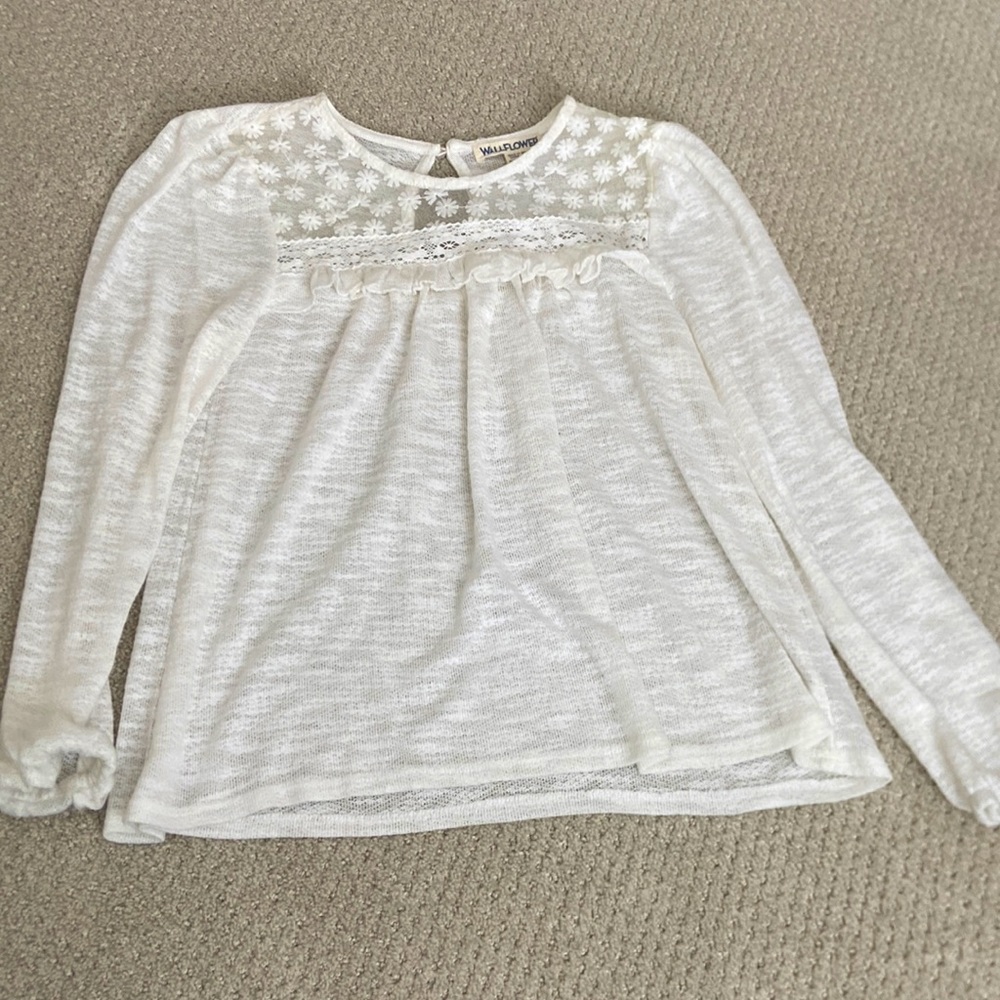 Wallflower long sleeve blouse, size S